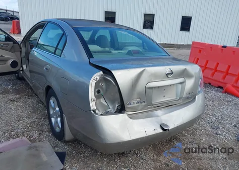 2006 Nissan Altima 2.5 S из США, поврежденный, VIN 1N4AL11D26N426289